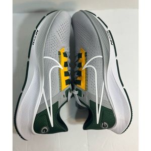 NIKE AIR ZOOM PEGASUS 38 GREEN BAY PACKERS DJ0844-001 SIZE 8